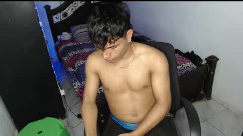 mr_cock_28 online show from January 30, 10:19 am