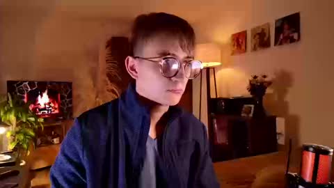 Mr Evans online show from September 10, 2:51 pm