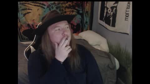 Snapshot of mr_strawberry chatting on October 14, 9:29 pm mr_strawberry online show from October 14, 9:29 pm