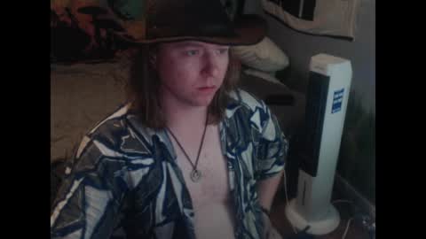 mr_strawberry online show from April 6, 4:46 am