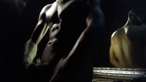 MrBigDiQ1 online show from January 31, 12:39 am