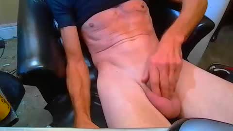 mrbiggirth69 online show from October 25, 8:53 pm