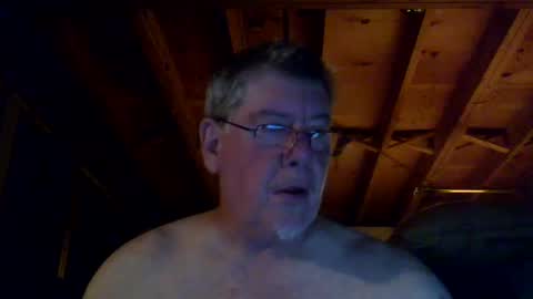 Snapshot of mrblade666 chatting on September 28, 12:25 pm mrblade666 online show from September 28, 12:25 pm