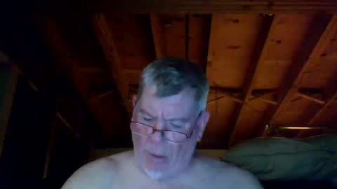 Snapshot of mrblade666 chatting on September 23, 12:59 am mrblade666 online show from September 23, 12:59 am