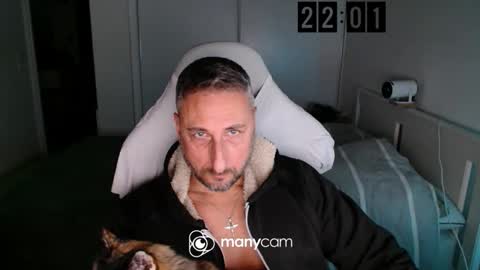 mrdr0o0o online show from November 30, 9:00 pm