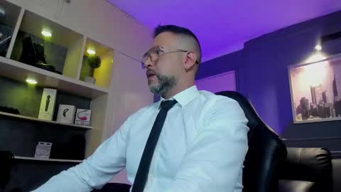 MrFrank. online show from January 8, 12:00 pm