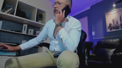 MrFrank. online show from November 6, 1:58 pm