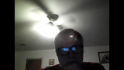 mrgdguy online show from December 3, 12:09 am