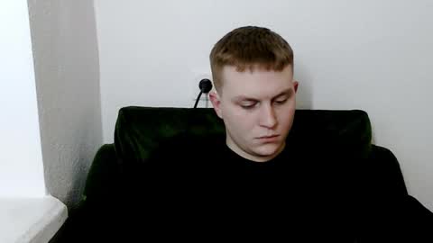 Max online show from March 6, 8:41 pm