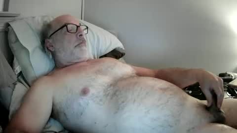 Snapshot of mrjames59 chatting on February 22, 10:40 am mrjames59 online show from February 22, 10:40 am