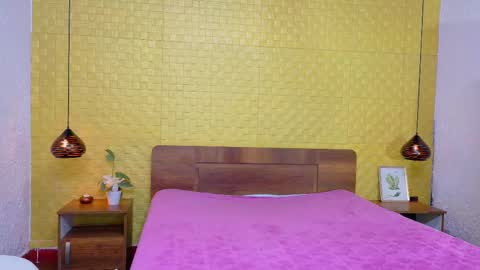 mrs_buttocks online show from February 23, 2:14 pm