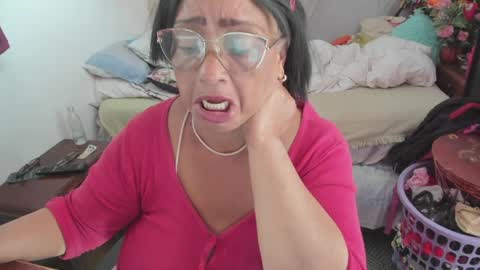 mrs_mommy online show from April 13, 7:07 pm