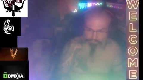 Snapshot of mrscorpionviking chatting on September 18, 2:15 am  moderador de salasmoderator of rooms online show from September 18, 2:15 am