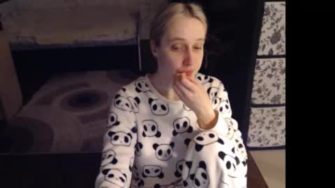 Sasha online show from February 4, 3:10 am