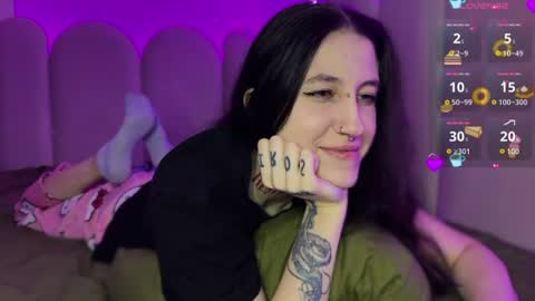 Dita online show from July 31, 9:21 am