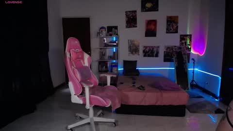 Manuela3 online show from October 19, 5:39 pm