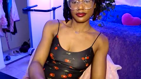 CocoSage online show from March 4, 8:22 am