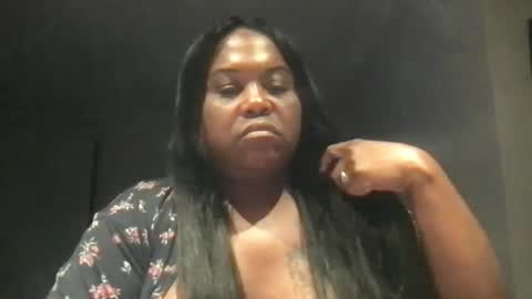 Snapshot of msjonemillion chatting on October 5, 6:22 am Chocolate  Candy   Stick online show from October 5, 6:22 am
