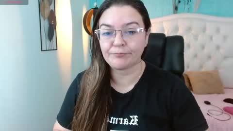 Jossie online show from May 21, 3:35 am