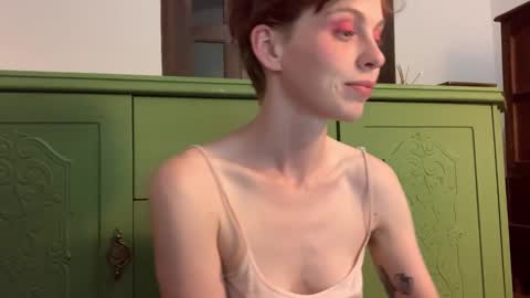 Snapshot of msprissylynx chatting on October 6, 1:12 am Adela Rose MsPrissyLynx online show from October 6, 1:12 am