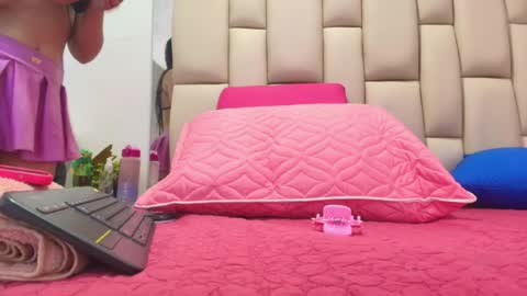 FERNANDA 3 online show from April 8, 3:09 am