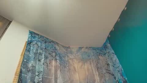 paola online show from March 9, 5:01 am