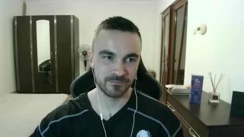 Victor online show from April 15, 7:16 pm