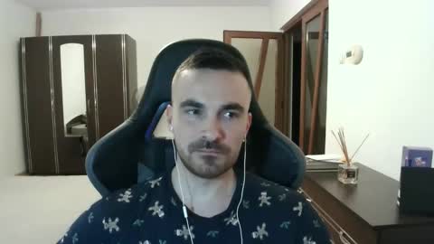 Victor online show from May 22, 7:20 pm