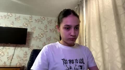 Tia online show from April 9, 6:19 am