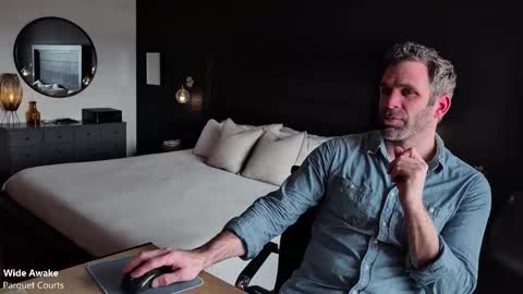 Lee L. Corporacin online show from February 23, 8:33 pm