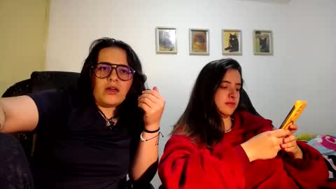 Snapshot of multiorgasmic_6 chatting on October 24, 2:34 am Dani and Alex online show from October 24, 2:34 am