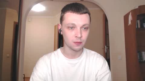 Erik online show from February 2, 10:49 pm