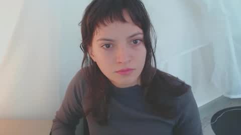   online show from November 18, 3:48 pm