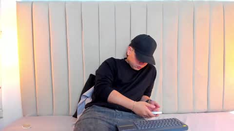 Munevar online show from March 12, 12:36 pm