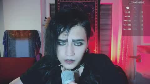 Snapshot of muninn_crow chatting on October 30, 12:22 am Ohio online show from October 30, 12:22 am