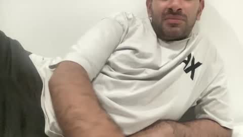 munnabobby2008 online show from February 3, 12:36 pm