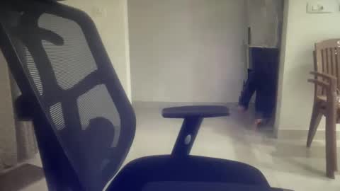 munnabobby2008 online show from October 7, 4:47 pm