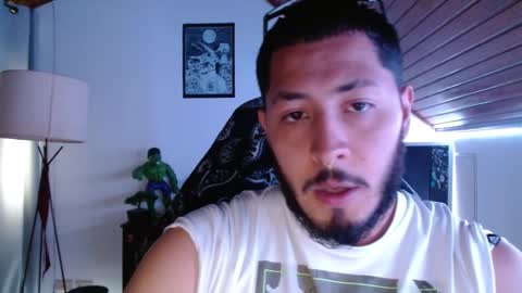 Snapshot of muscle_cock32 chatting on February 23, 1:53 pm David Big online show from February 23, 1:53 pm