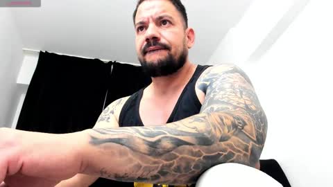 MuscleMonster31 online show from October 13, 6:59 am