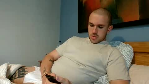 muscleshow00 online show from November 19, 8:57 am