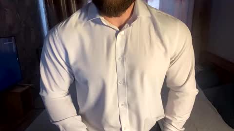 muscularjuggler online show from March 31, 2:34 am