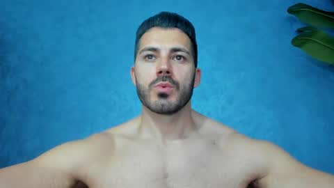 muscularmaster onlyfans online show from May 17, 9:46 pm