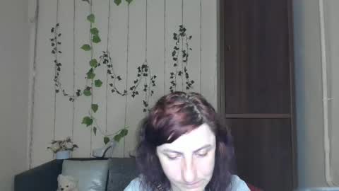 Jeneva online show from May 11, 5:43 pm