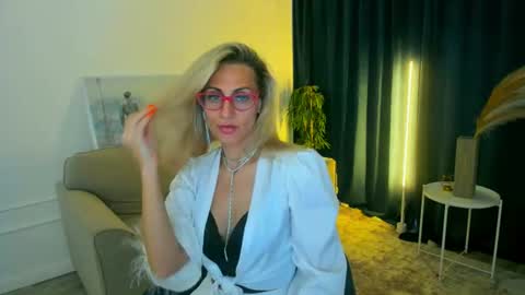 Diana online show from June 22, 11:39 am