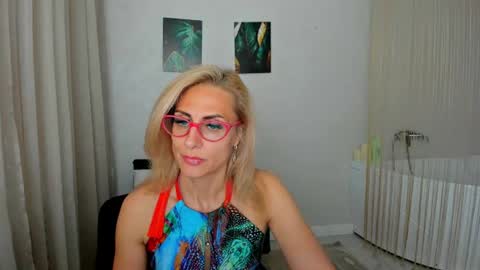 Diana online show from July 8, 11:35 am
