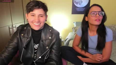 Snapshot of musicayluna chatting on February 15, 3:31 am VALENTINA Luna  online show from February 15, 3:31 am