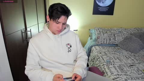 Snapshot of musicayluna chatting on February 3, 10:03 am VALENTINA Luna  online show from February 3, 10:03 am