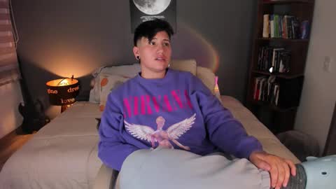 Snapshot of musicayluna chatting on September 30, 2:55 am VALENTINA Luna  online show from September 30, 2:55 am
