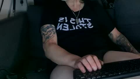 Musicman4774 online show from November 25, 4:28 pm