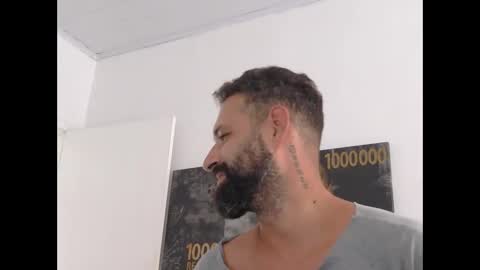 musosc online show from February 18, 7:30 pm